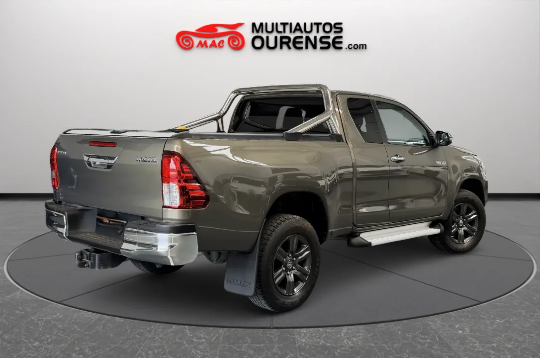Toyota Hilux 2.4 D4D Cabina VX Comfort, miniatura 3