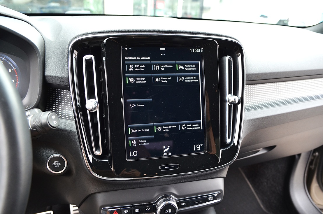 Volvo XC40 R-Design B5 197cv Hibrido, miniatura 11