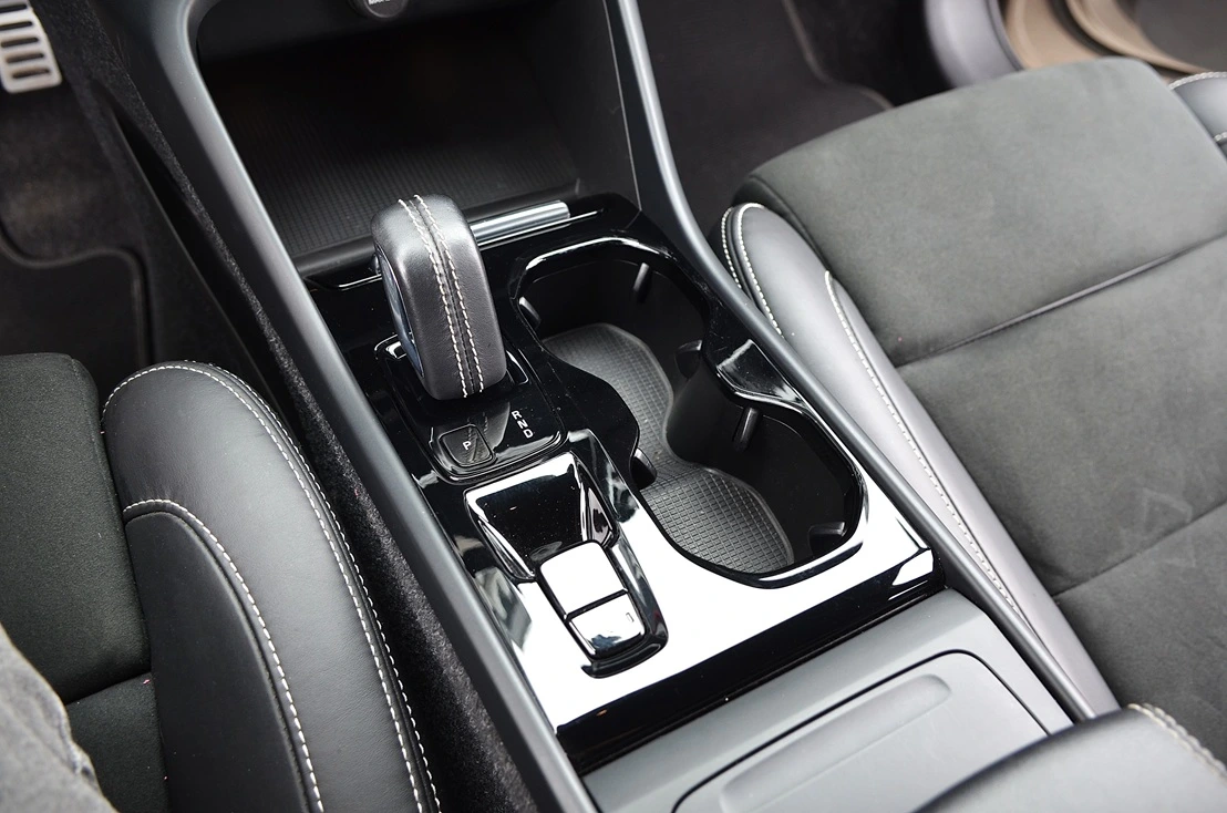 Volvo XC40 R-Design B5 197cv Hibrido, miniatura 13