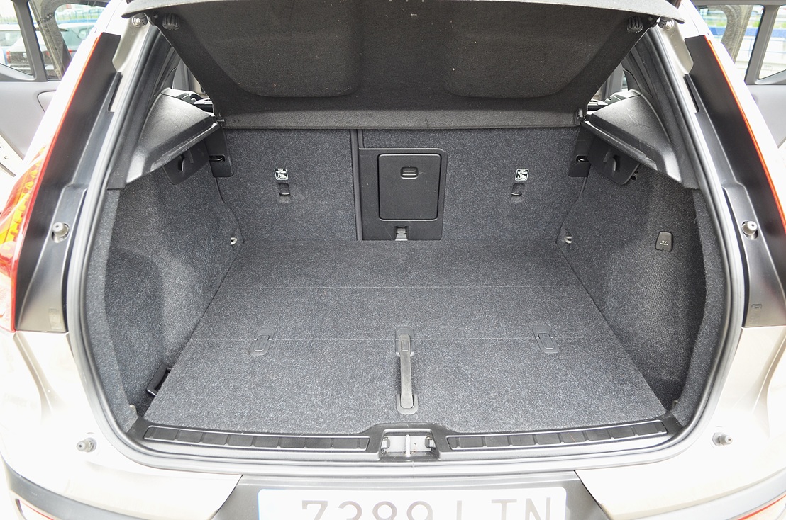 Volvo XC40 R-Design B5 197cv Hibrido, miniatura 17