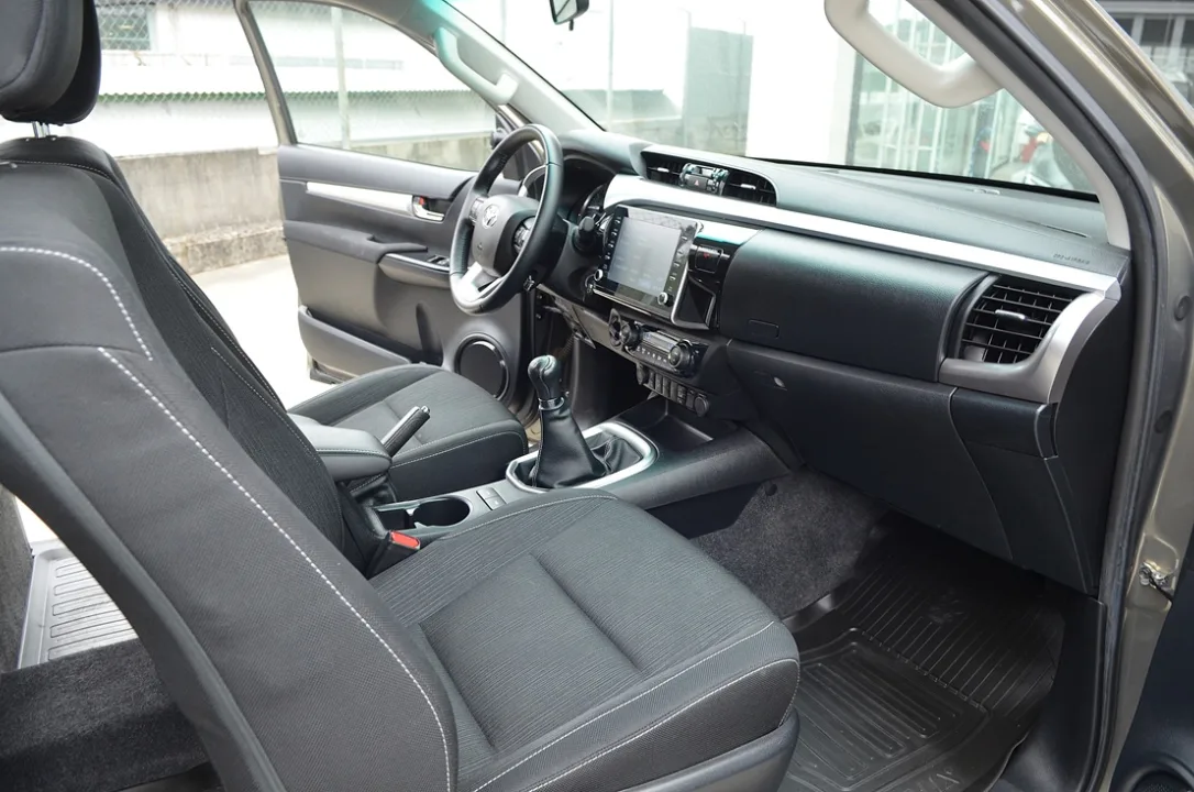 Toyota Hilux 2.4 D4D Cabina VX Comfort, miniatura 7