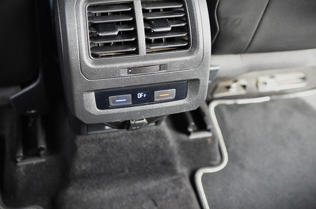 Volkswagen Touran 2.0Tdi 115cv DSG 7 plazas, miniatura 15